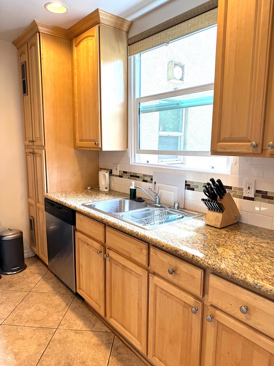 Furnished Finder property 1008450_1 photo 13