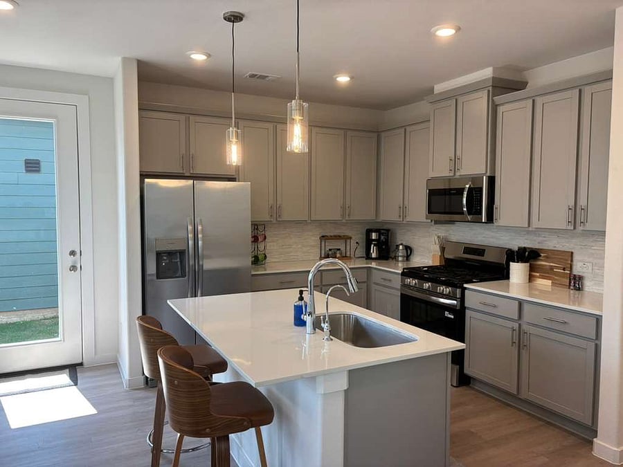 Furnished Finder property 1008452_1 photo 3