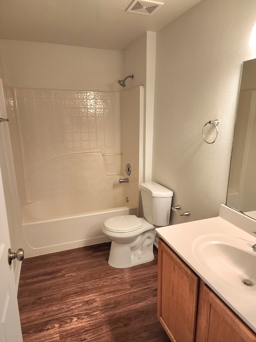 Furnished Finder property 1008458_1 photo 8