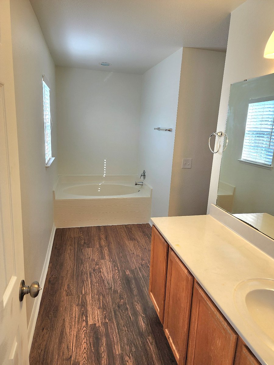 Furnished Finder property 1008458_1 photo 9