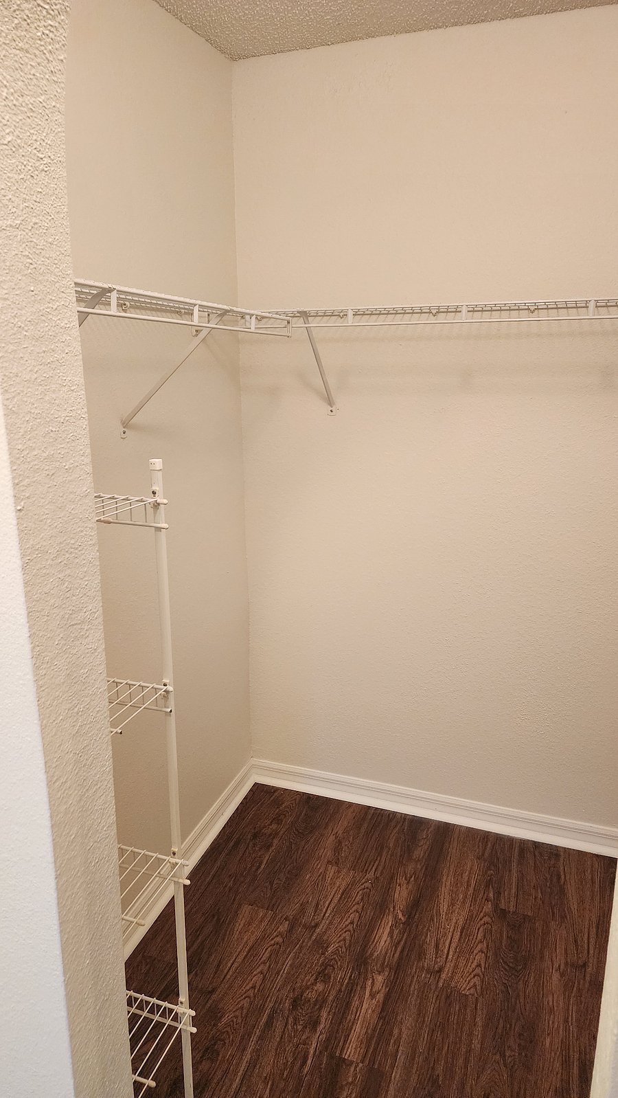 Furnished Finder property 1008458_1 photo 23
