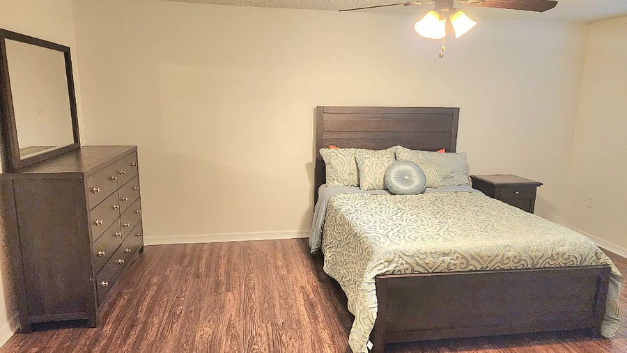 Furnished Finder property 1008458_1 photo 10