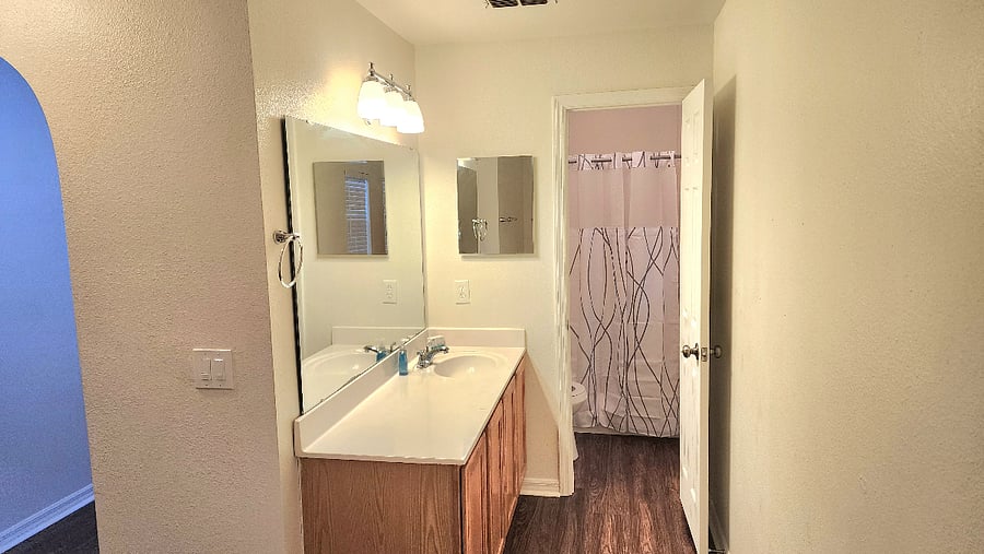 Furnished Finder property 1008458_1 photo 12