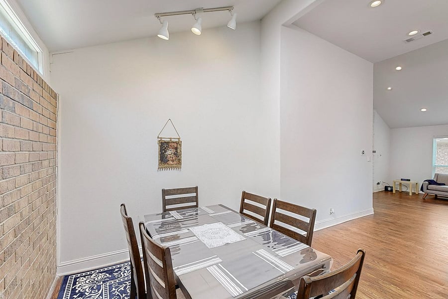Furnished Finder property 1008502_1 photo 5