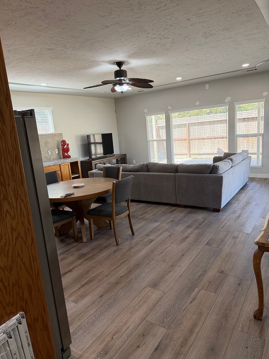 Furnished Finder property 1008509_1 photo 12