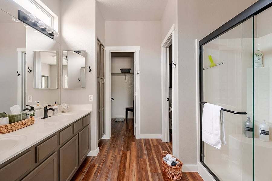 Furnished Finder property 1008553_1 photo 4