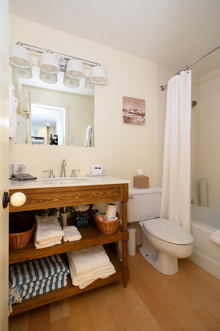 Furnished Finder property 1008562_1 photo 4