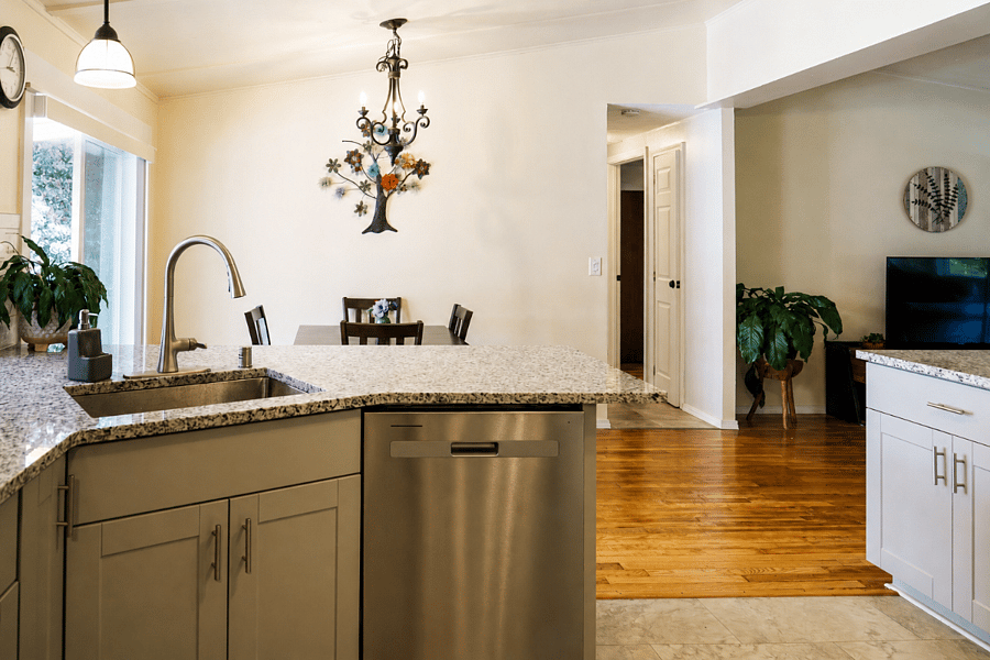 Furnished Finder property 1008582_1 photo 14