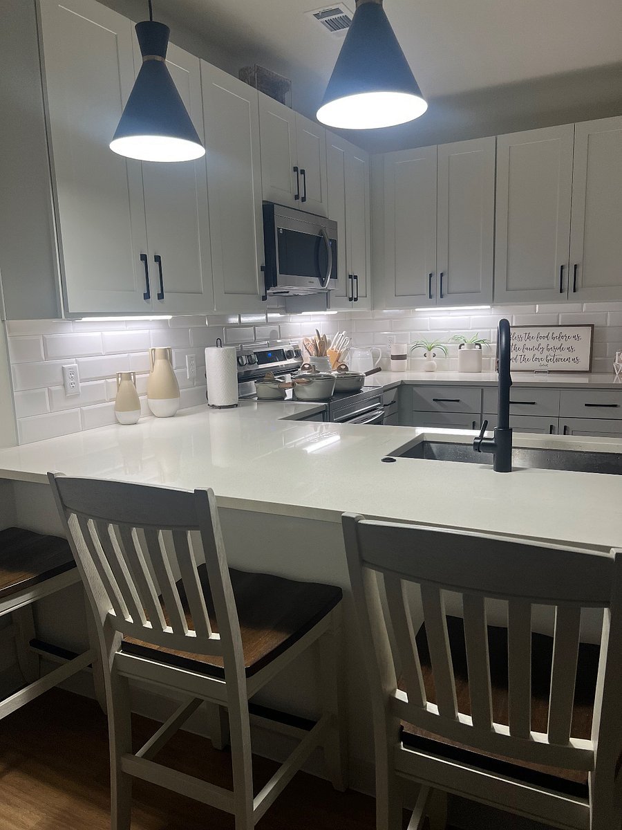 Furnished Finder property 1008598_1 photo 22