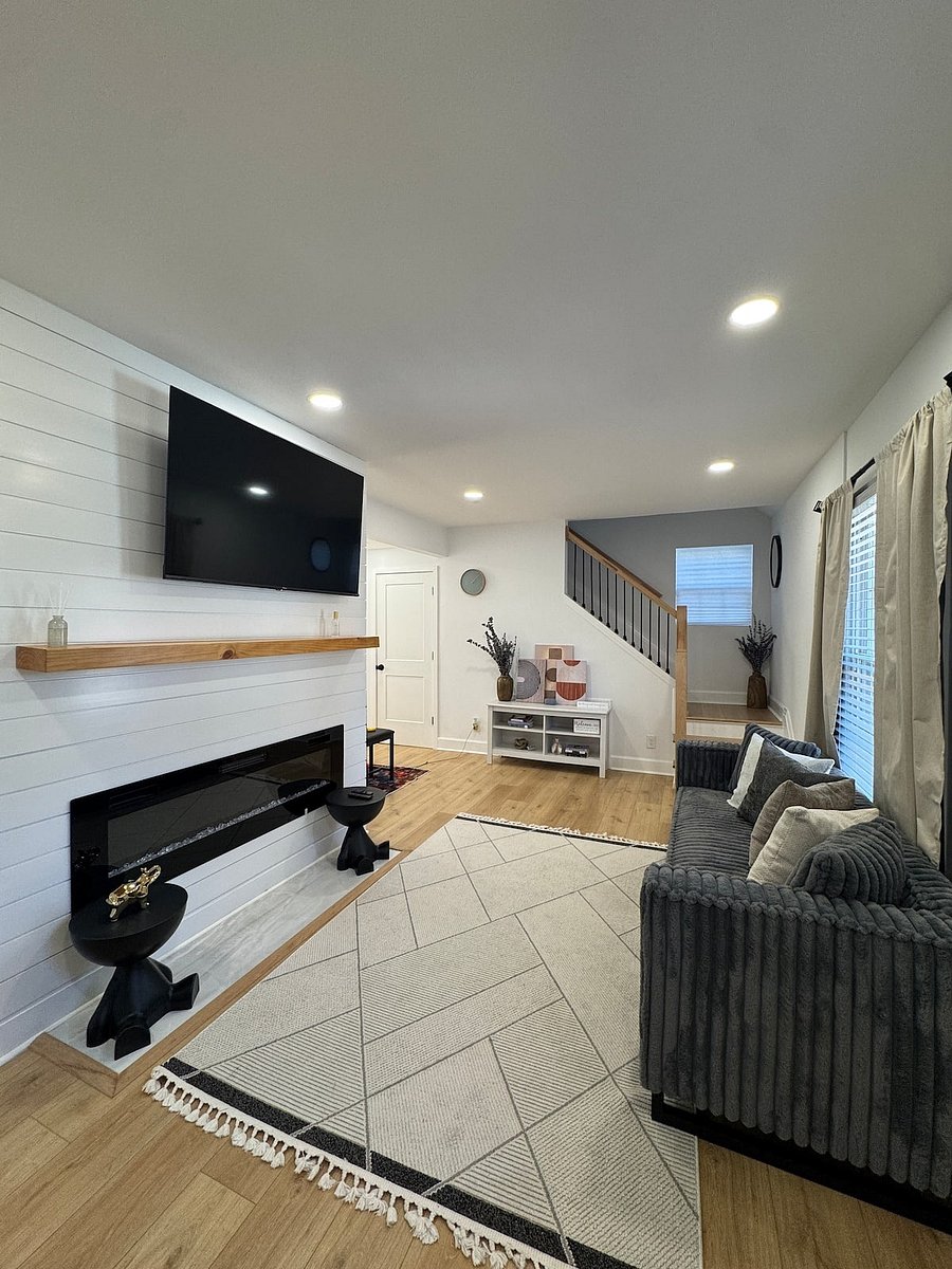 Furnished Finder property 1008602_1 photo 3