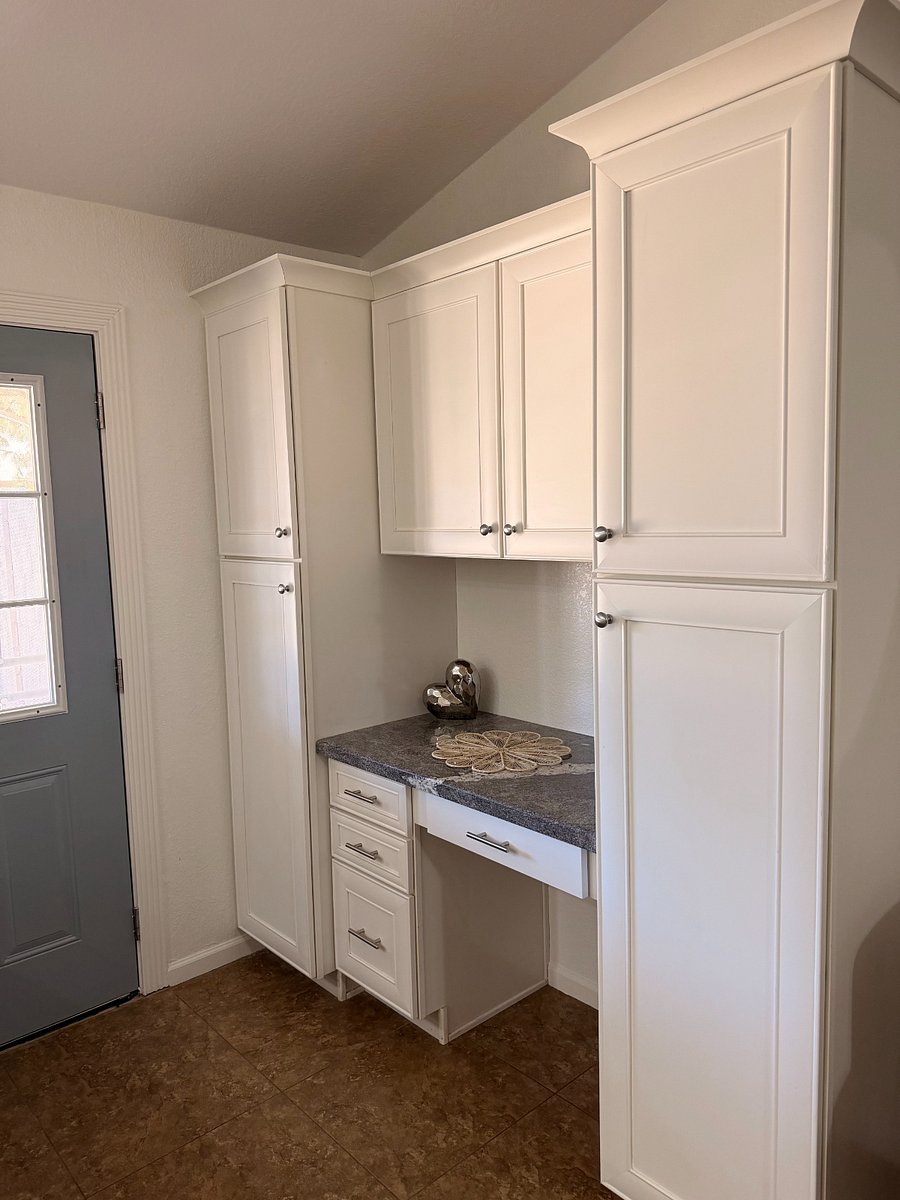 Furnished Finder property 1008607_1 photo 3