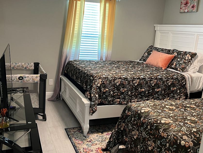 Furnished Finder property 1008611_1 photo 16