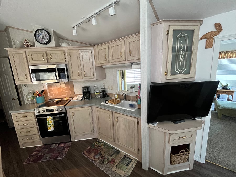 Furnished Finder property 1008612_1 photo 18