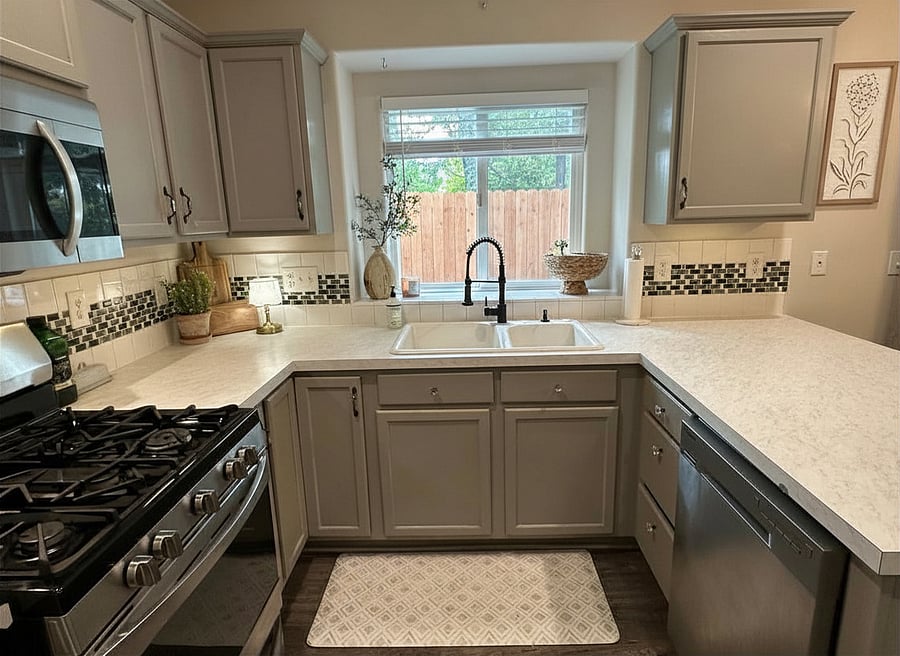 Furnished Finder property 1008619_1 photo 4