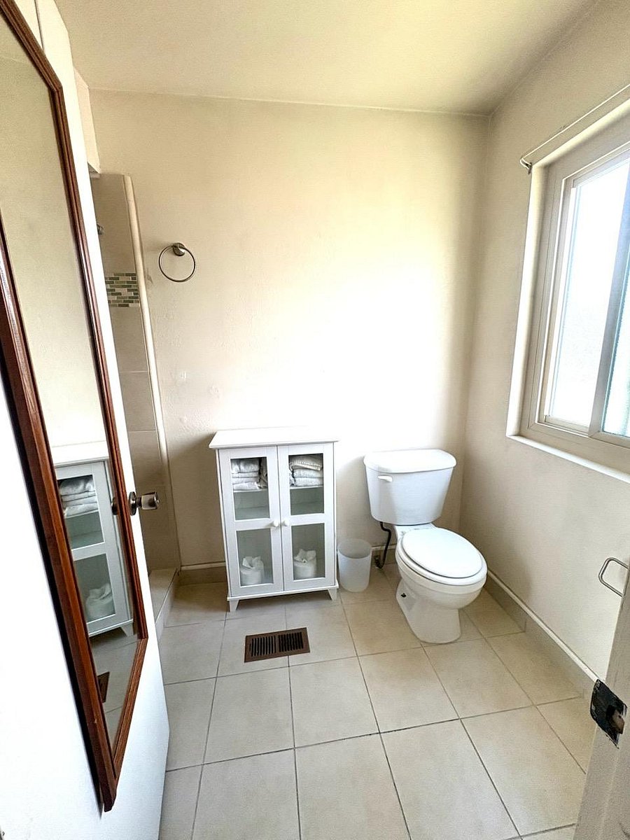 Furnished Finder property 1008620_1 photo 12