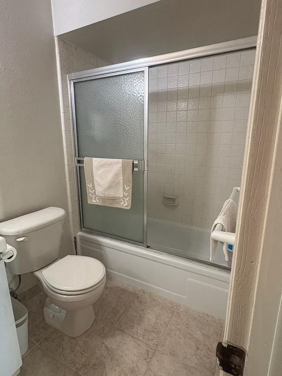 Furnished Finder property 1008620_1 photo 13