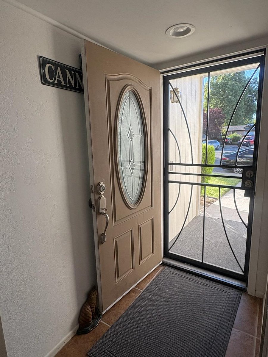 Furnished Finder property 1008620_1 photo 17