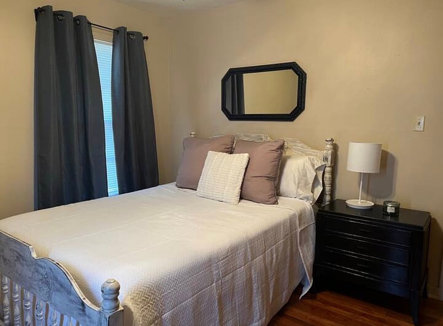 Furnished Finder property 1008623_1 photo 8