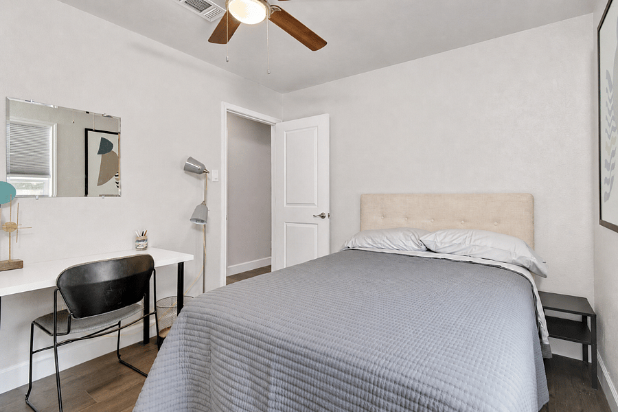 Furnished Finder property 1008639_1 photo 13