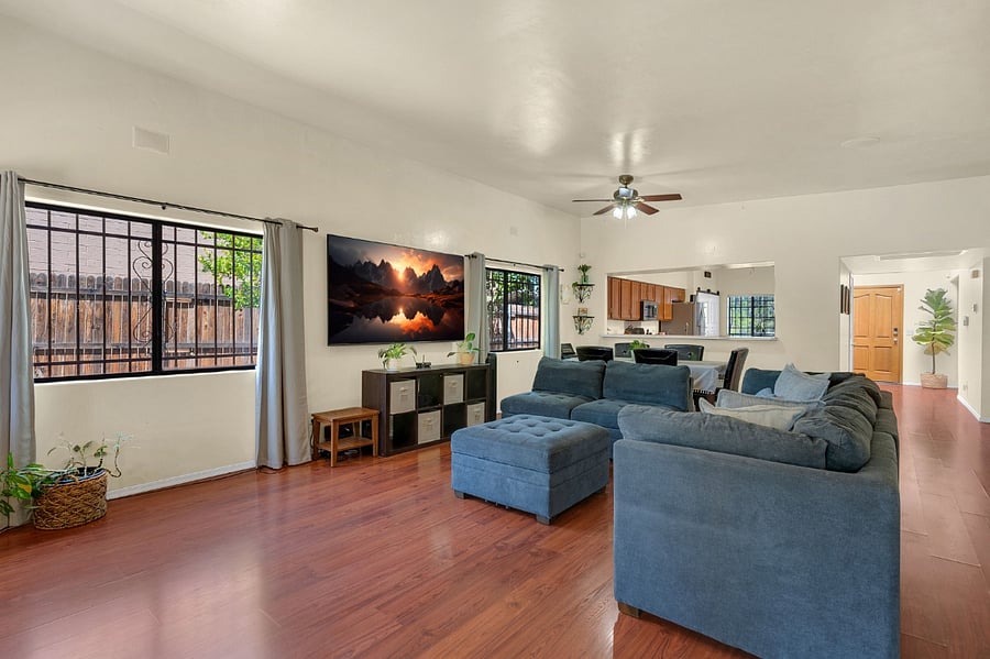 Furnished Finder property 1008671_1 photo 4
