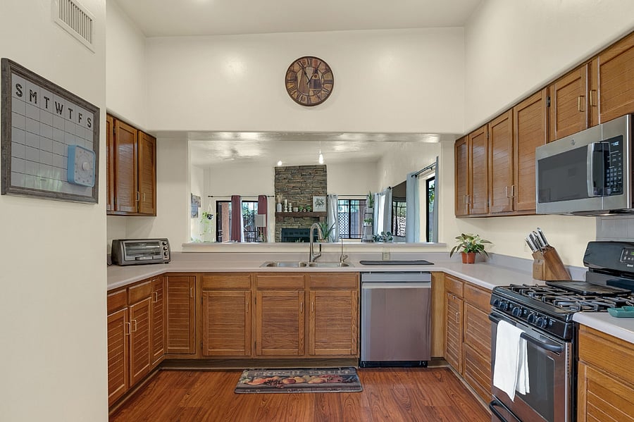 Furnished Finder property 1008671_1 photo 17