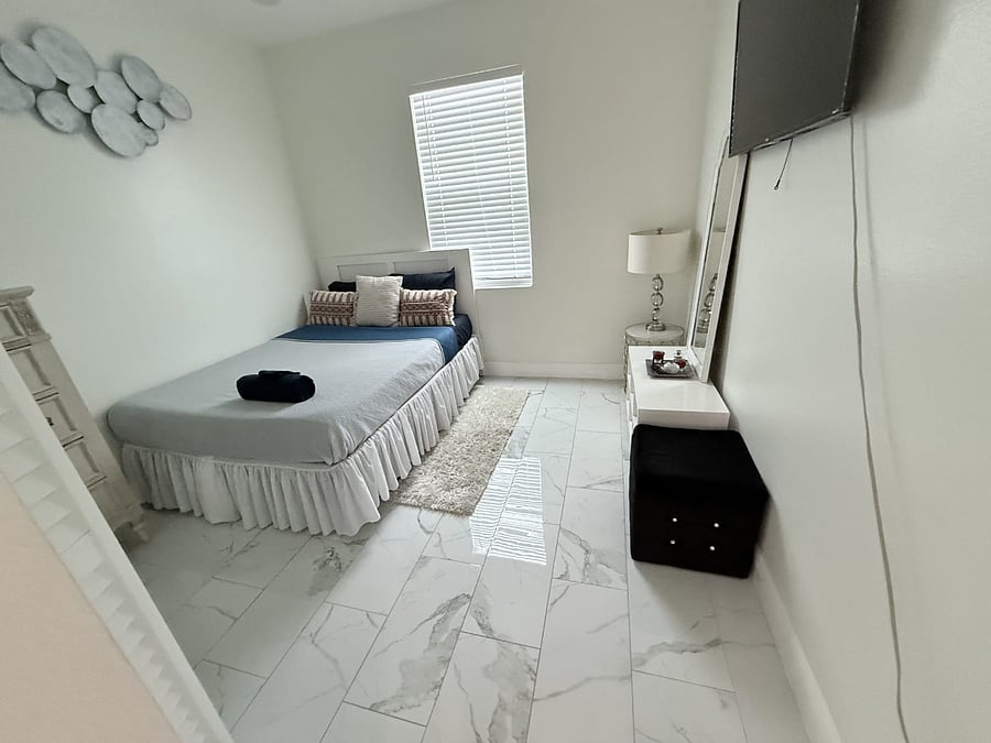 Furnished Finder property 1008681_1 photo 12