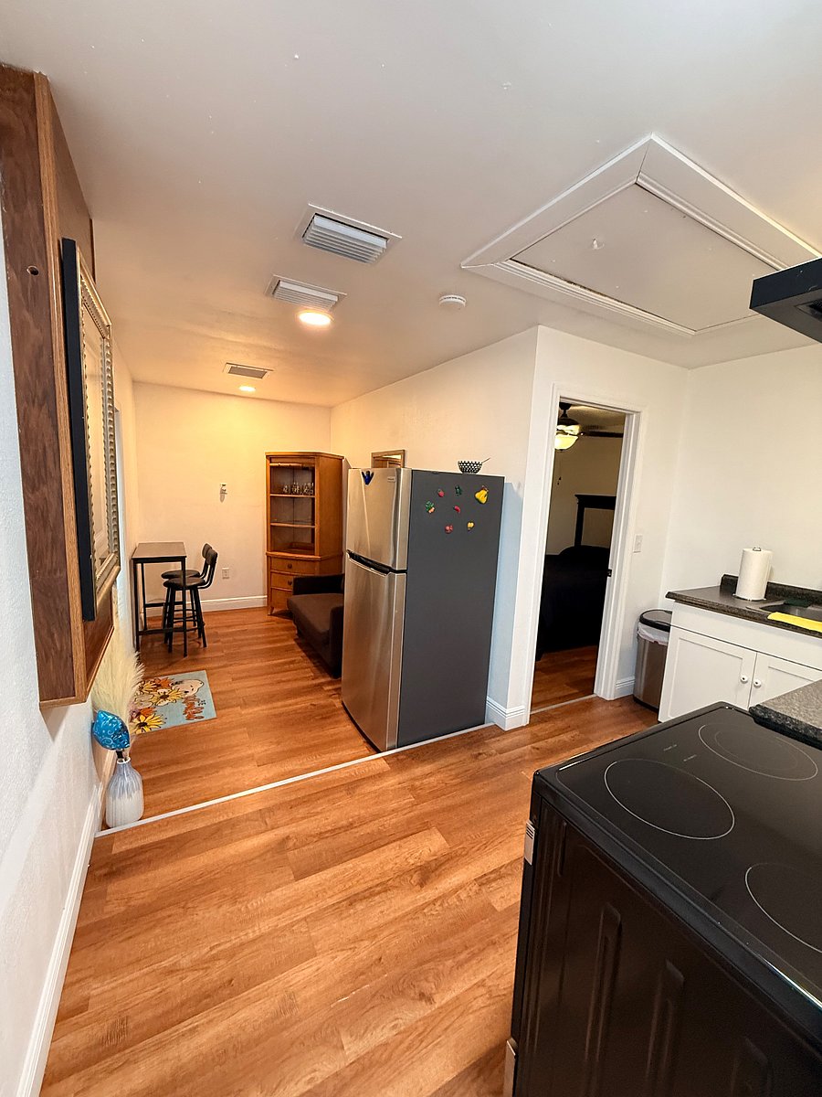 Furnished Finder property 1008684_1 photo 3