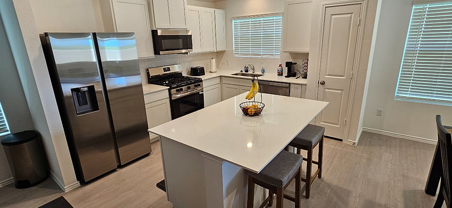 Furnished Finder property 1008688_1 photo 2