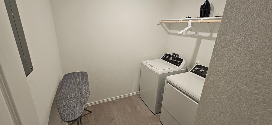 Furnished Finder property 1008688_1 photo 13