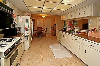 Furnished Finder property 1008695_1 photo 4