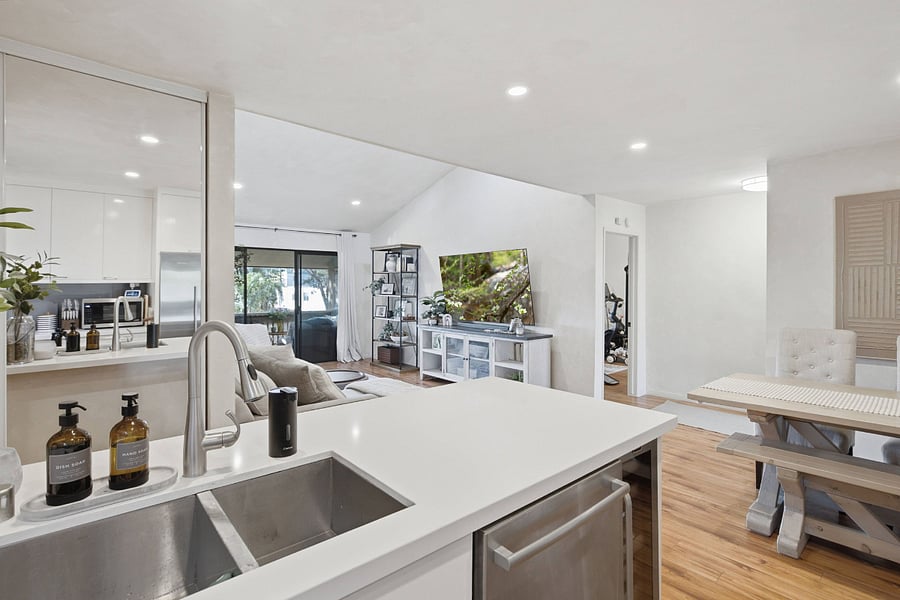 Furnished Finder property 1008697_1 photo 3