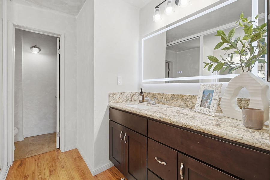Furnished Finder property 1008697_1 photo 22