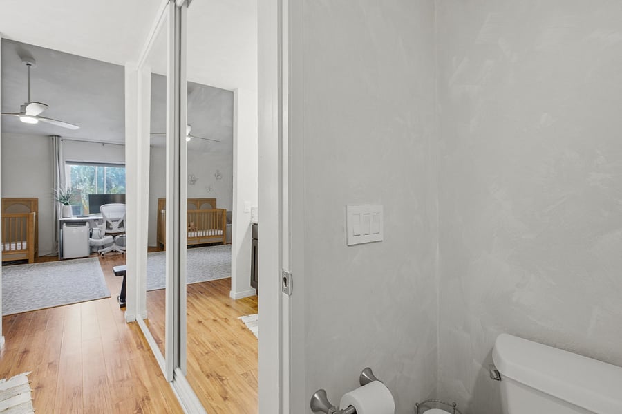 Furnished Finder property 1008697_1 photo 23
