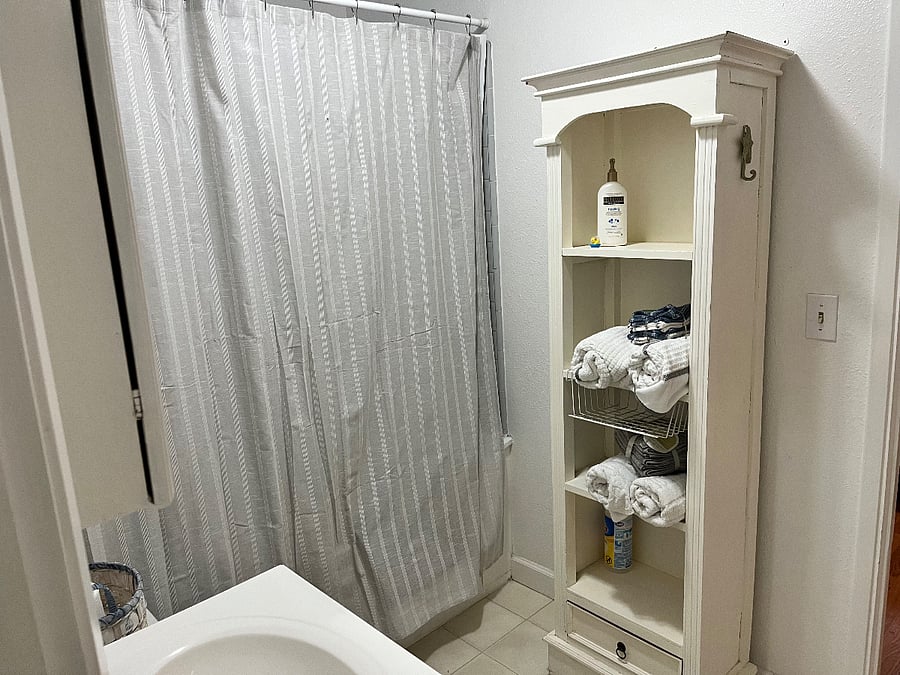 Furnished Finder property 1008698_1 photo 8