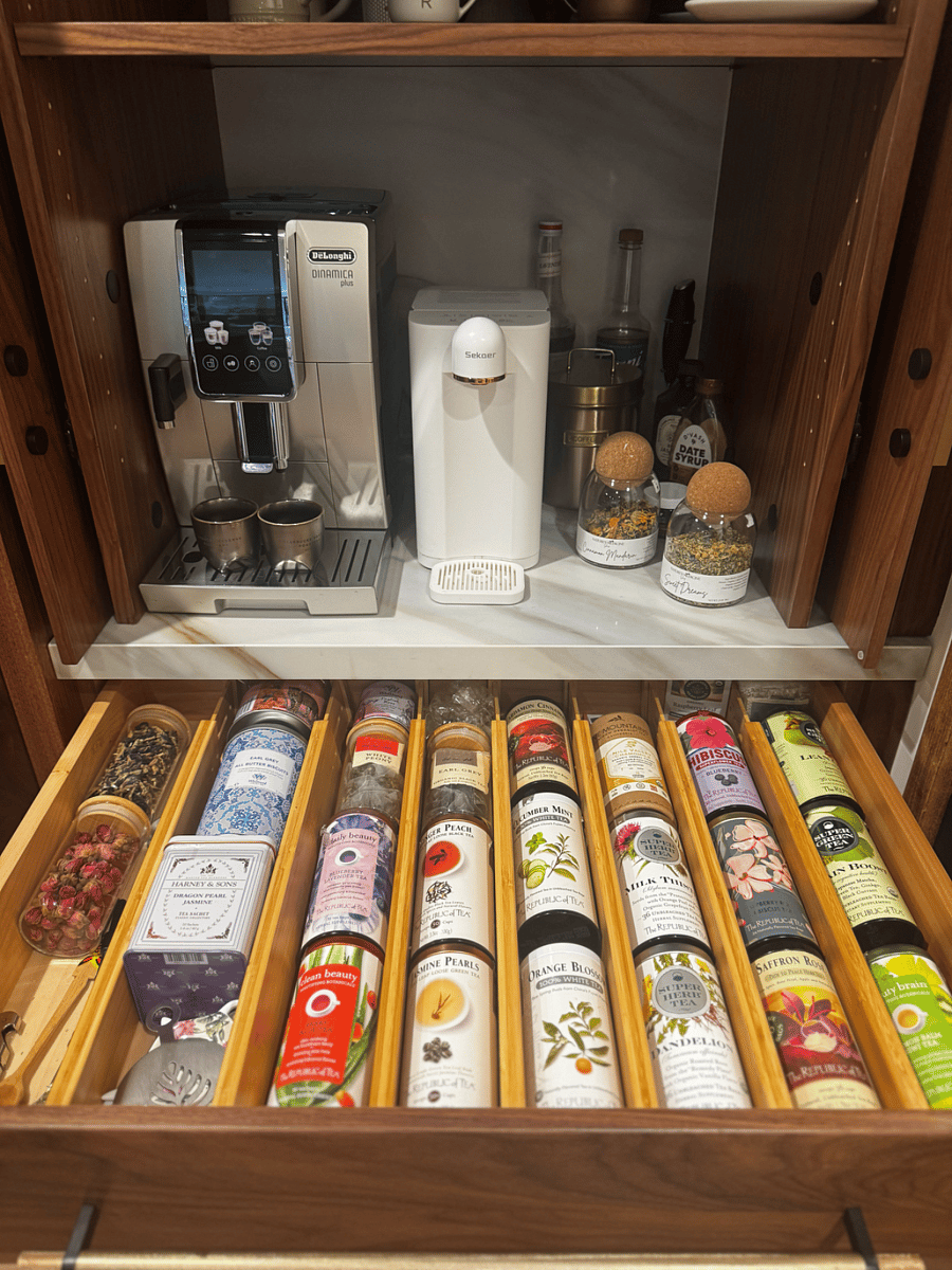 Luxury Espresso Machine & Beverage Essentials