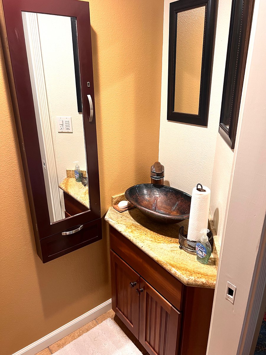 Water closet adjacent to primary bedroom 