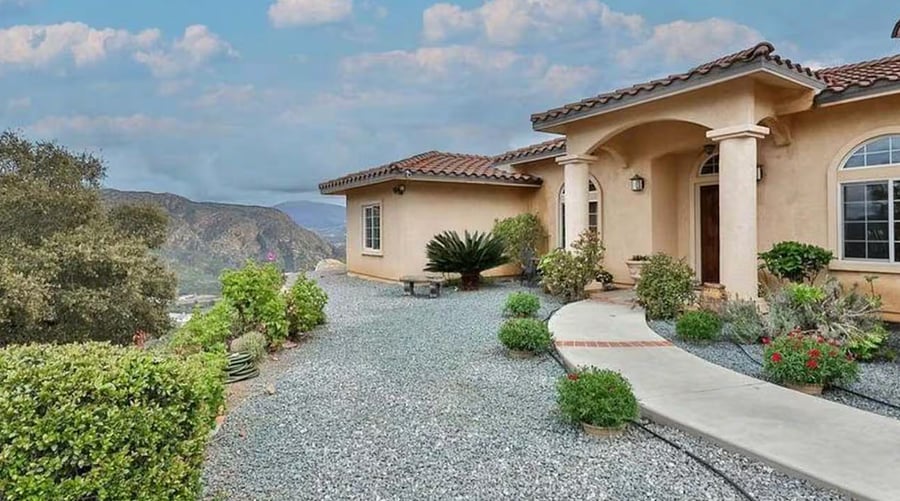 Furnished Finder property 1008733_1 photo 1