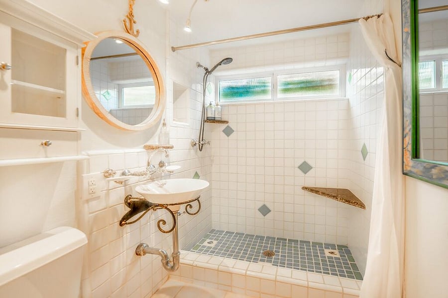 Downstairs bathroom