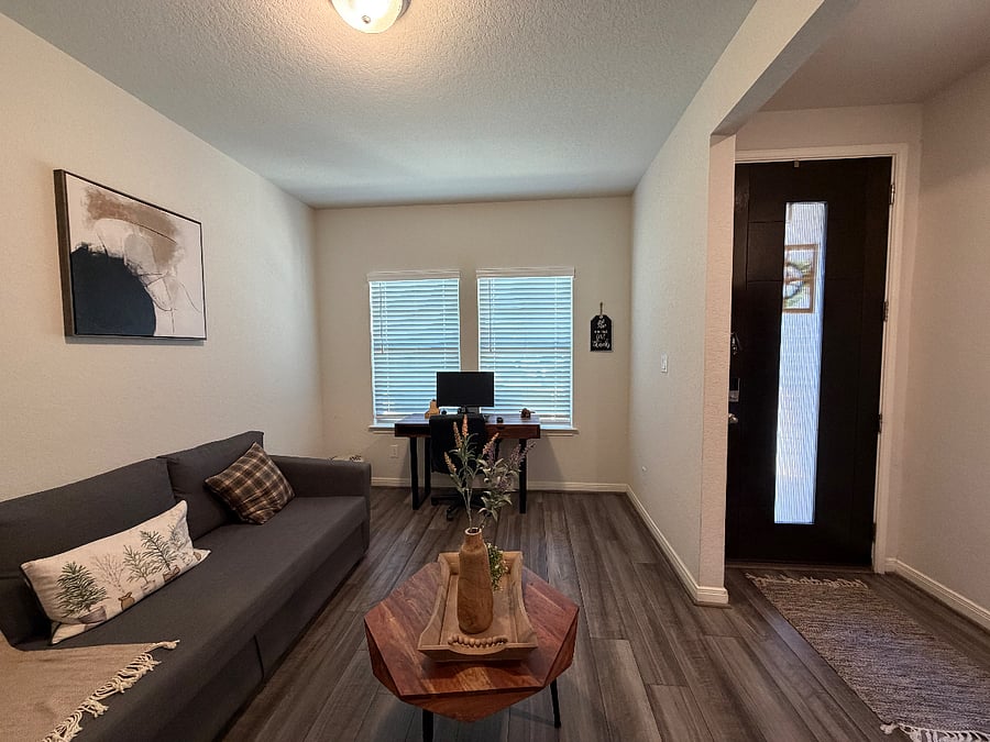 Furnished Finder property 1008736_1 photo 3