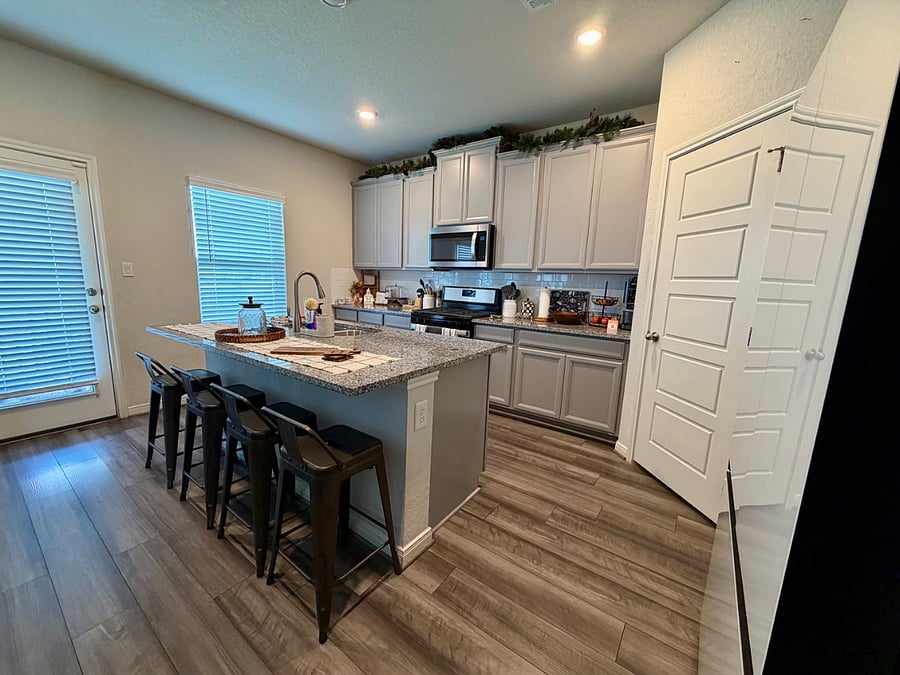 Furnished Finder property 1008736_1 photo 9