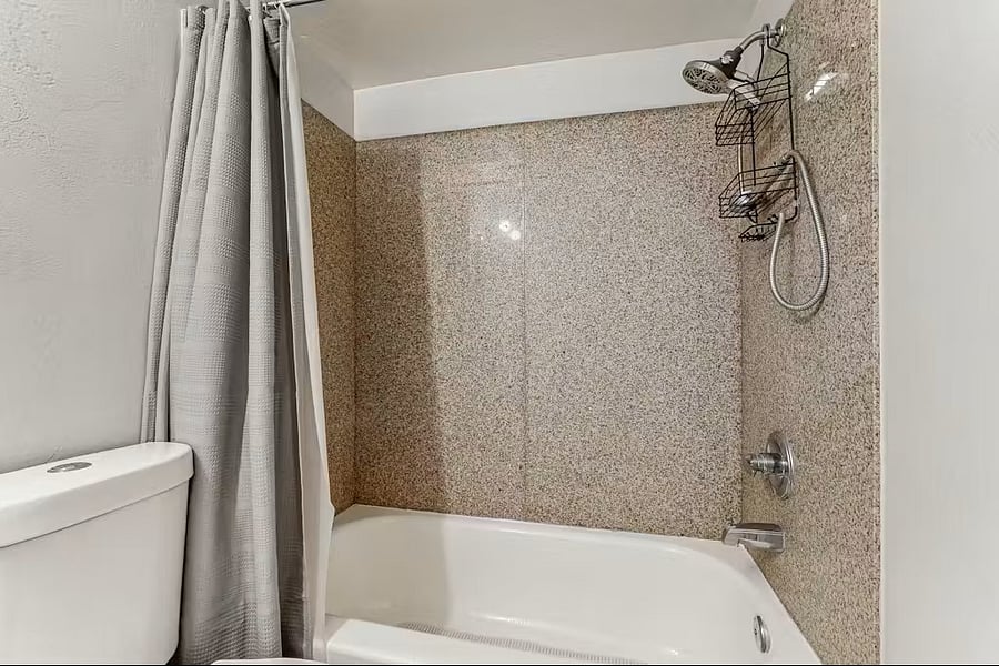 Furnished Finder property 1008749_1 photo 12