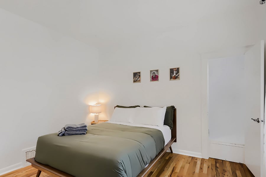 Furnished Finder property 1008758_1 photo 23