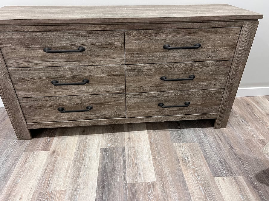 Bedroom #4 - Dresser