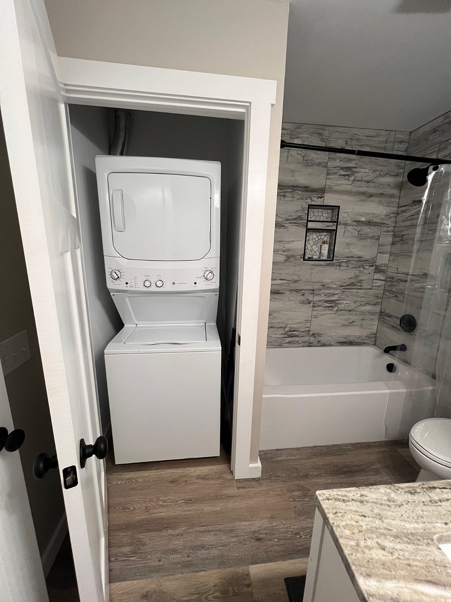 Hall Bath - Tiled Shower & Washer/Dryer