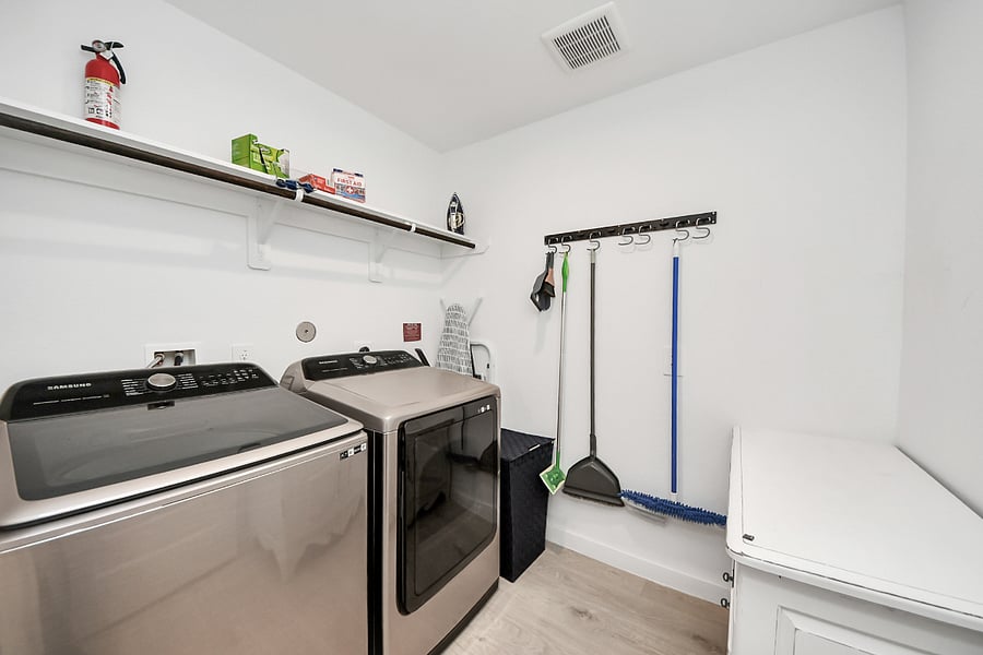 Furnished Finder property 1008794_1 photo 33