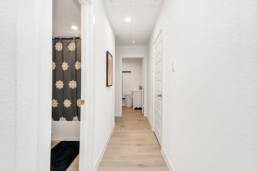 Furnished Finder property 1008794_1 photo 39