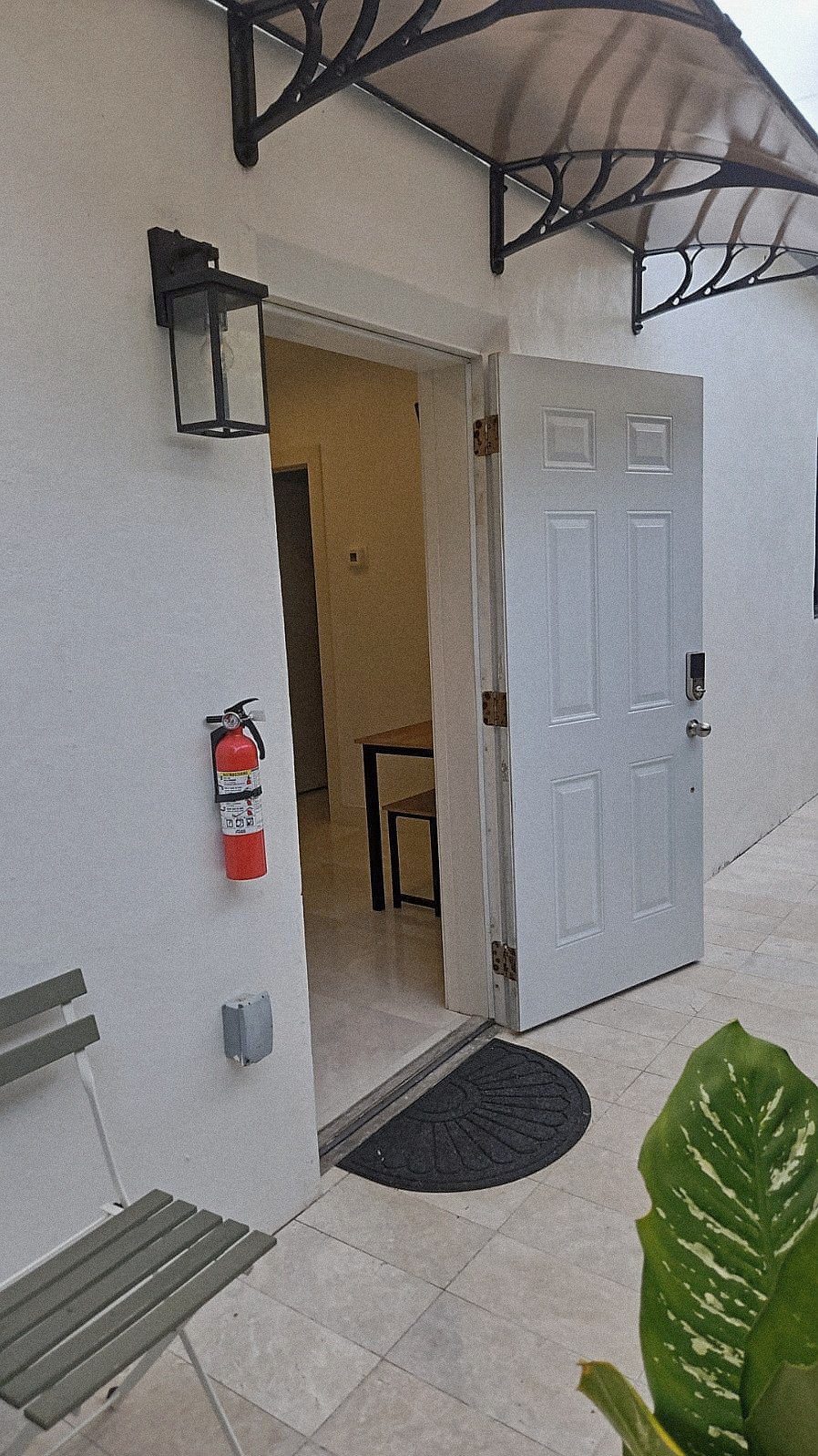 Furnished Finder property 1008798_1 photo 16