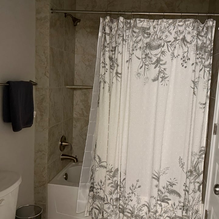 Furnished Finder property 1008809_1 photo 2