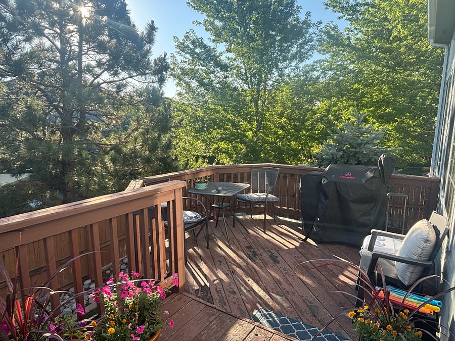 Upper Deck
