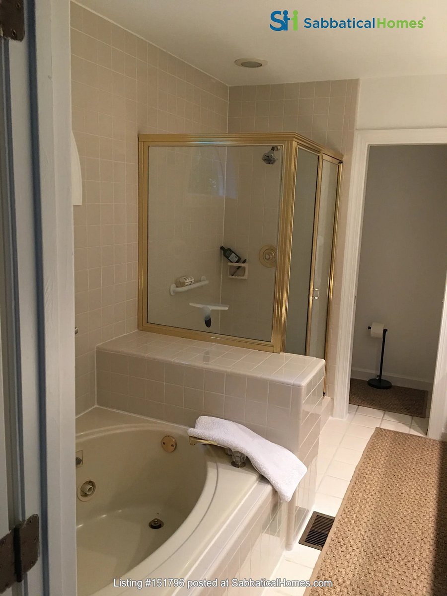 Furnished Finder property 1008827_1 photo 8